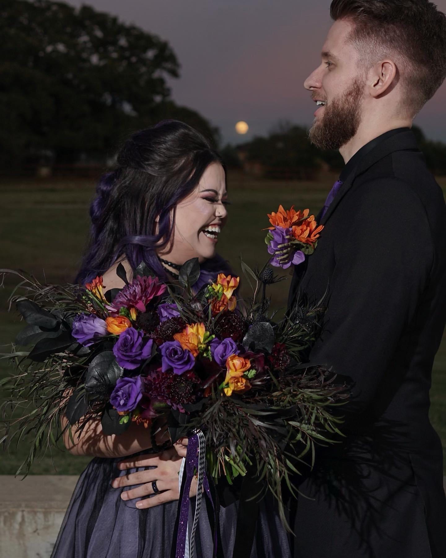 black wedding flowers